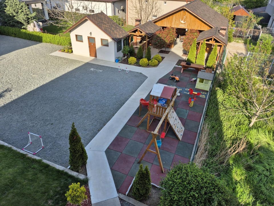 Vila Yna Bed and Breakfast in Constanța County