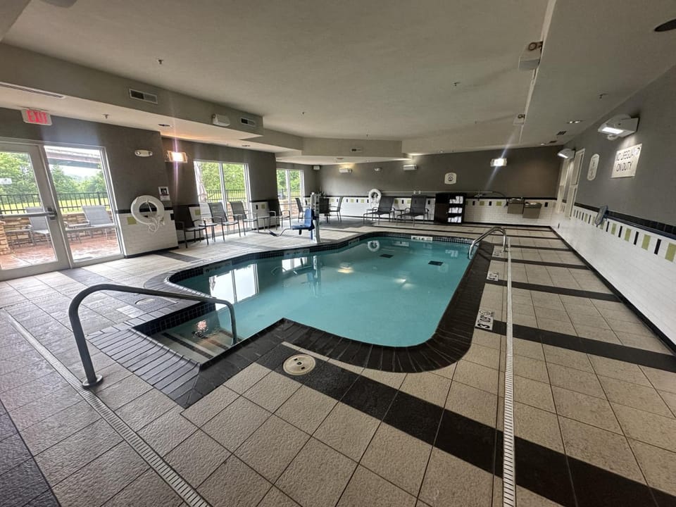 Swimming pool