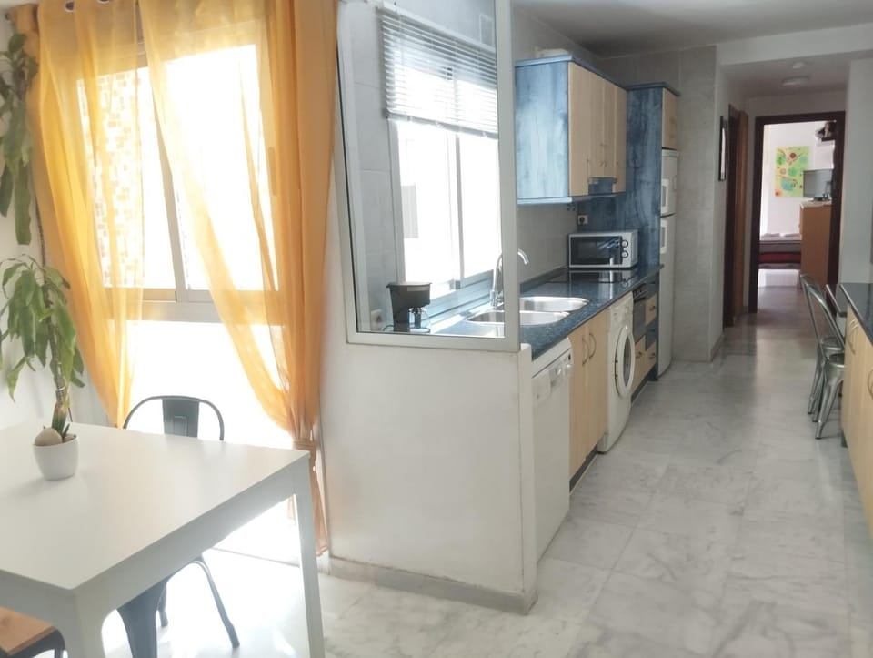 Apartamento Malagueta Campos Eliseos Apartment in Malaga