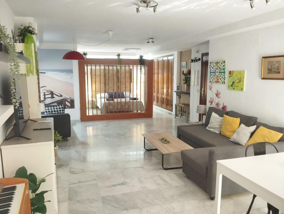 Apartamento Malagueta Campos Eliseos Apartment in Malaga