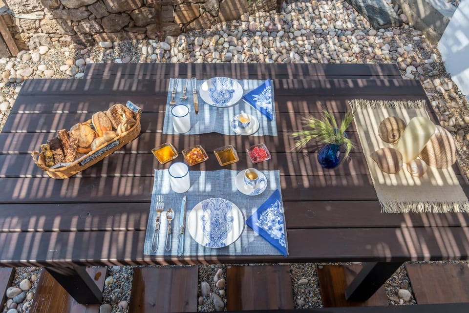 Patio, Dining area, On site