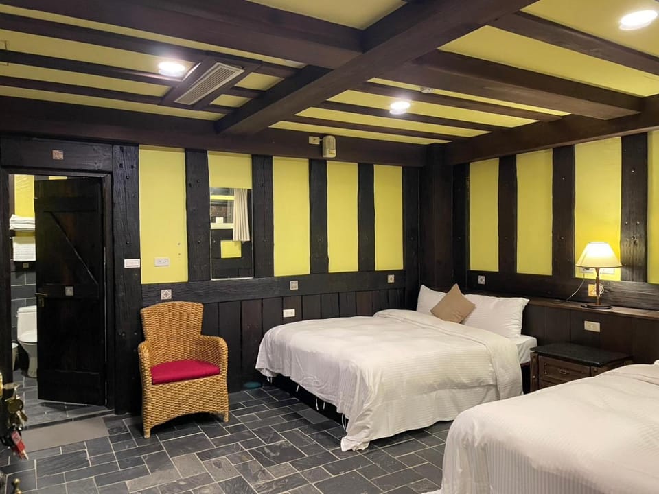 Bed, Photo of the whole room