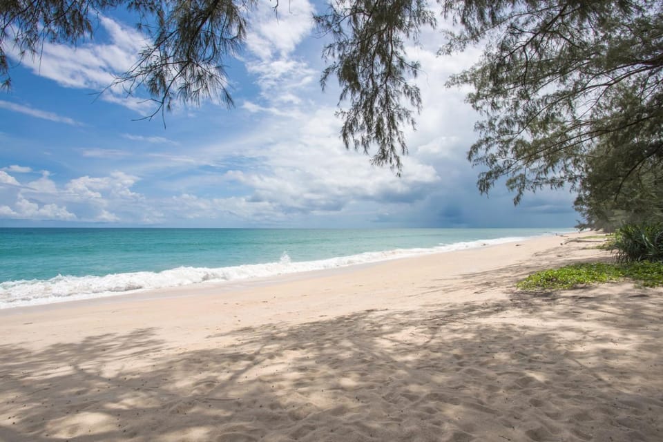 Luxury Oceanfront_pool access apartment Apartment in Mai Khao