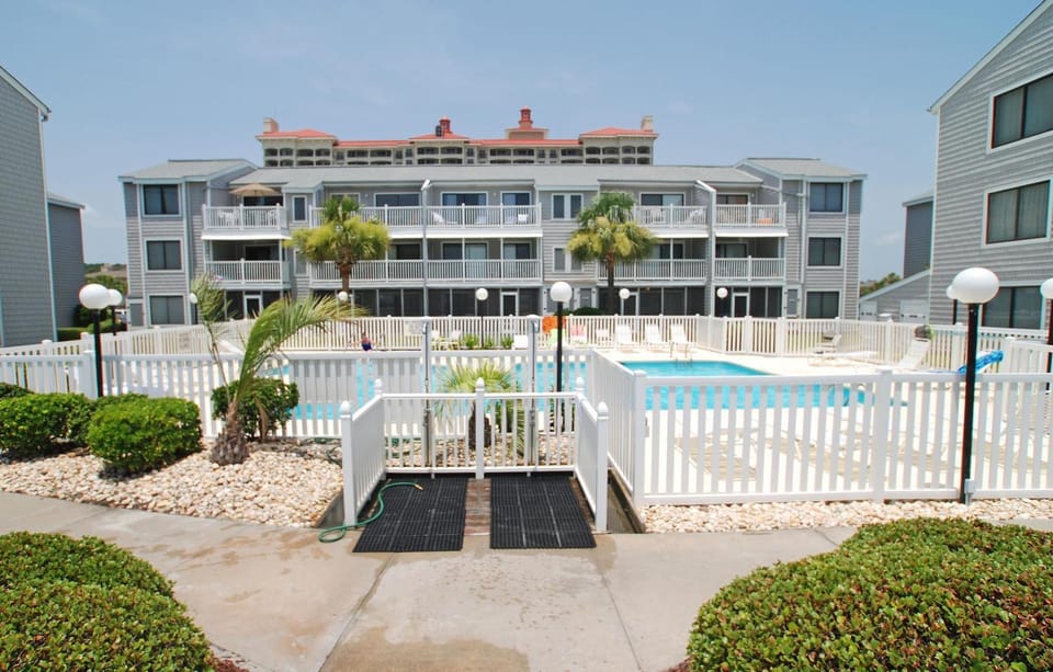 Sea Cloisters 205D Condo Apartment in North Myrtle Beach