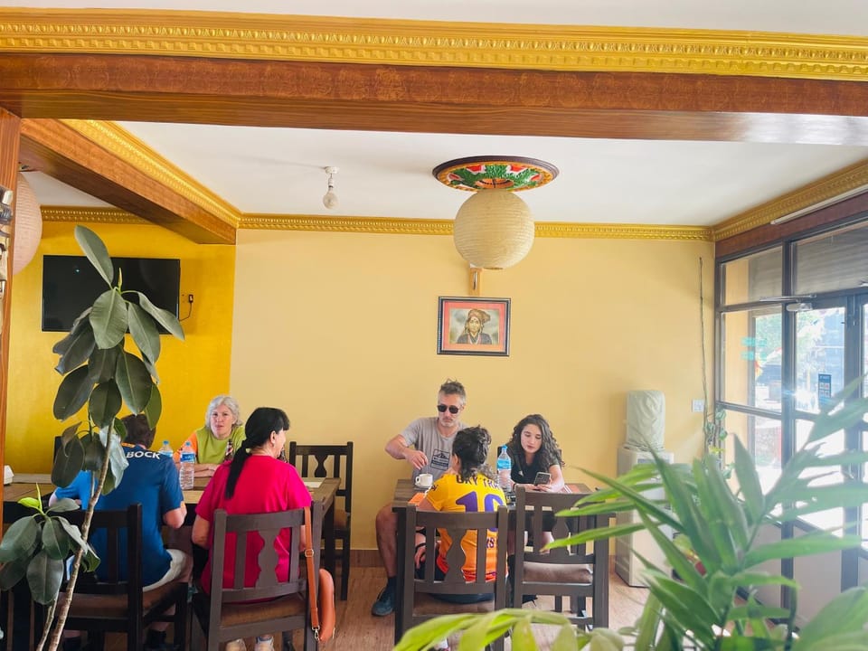 Property building, Restaurant/places to eat, Breakfast