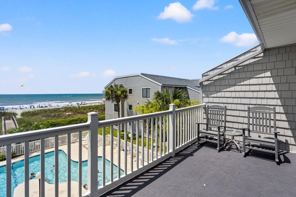 Sea Cloisters 303E Condo Apartment in North Myrtle Beach