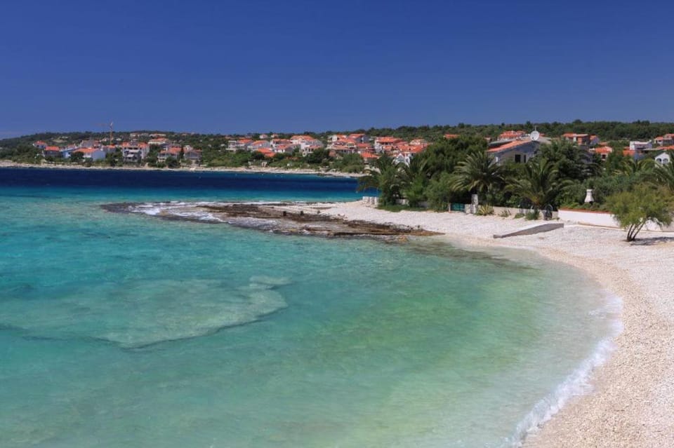 Nearby landmark, Beach