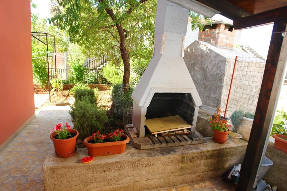 BBQ facilities, Garden