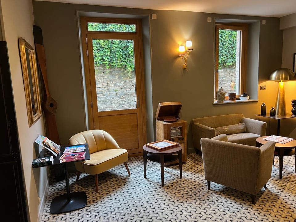 Hôtel Le Cobh Hotel in Ploërmel