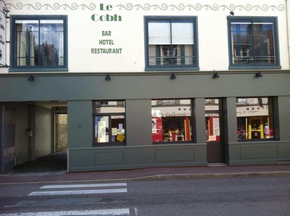 Facade/entrance, Property logo or sign