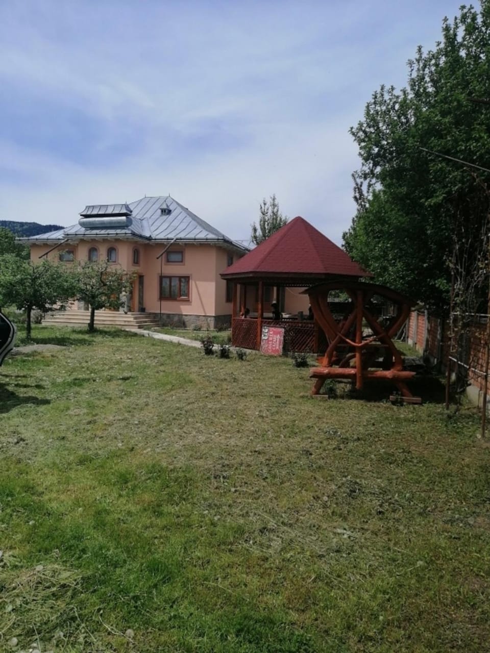 Garden view, Quiet street view