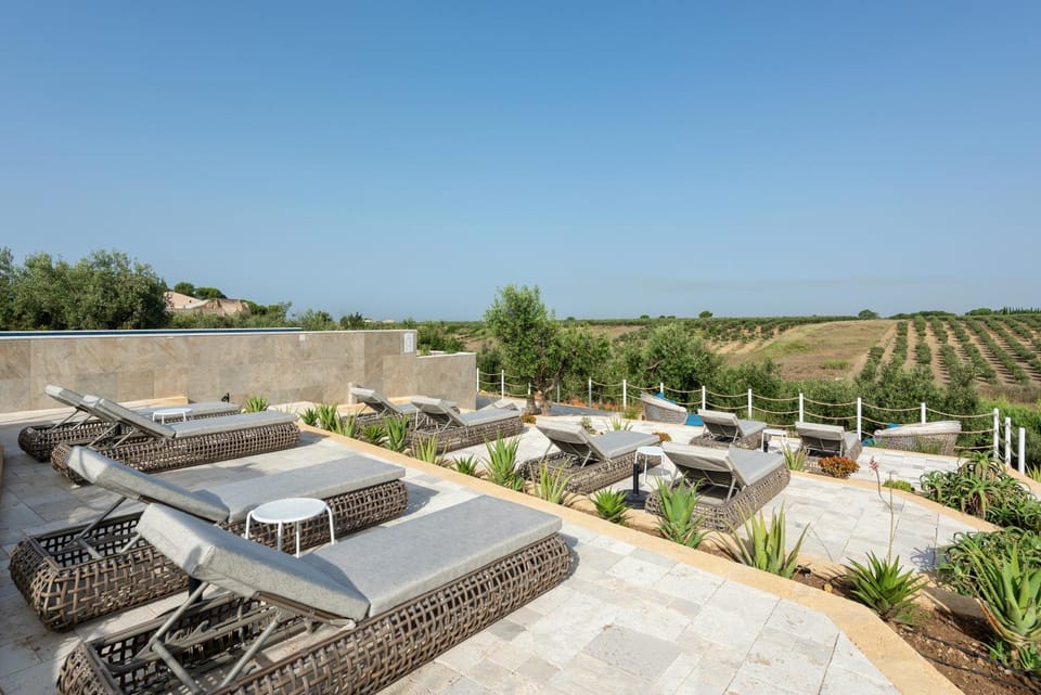 Balcony/Terrace, Swimming pool