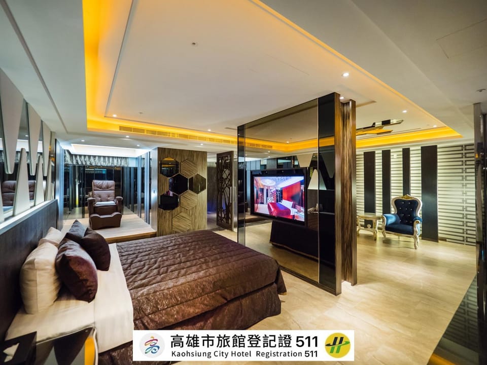 薇風情汽車旅館 - 鳳山館 Motel in Kaohsiung