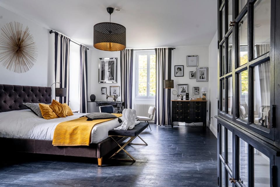 Chateau des Ayes - Chambres & suites Hotel in Auvergne-Rhône-Alpes