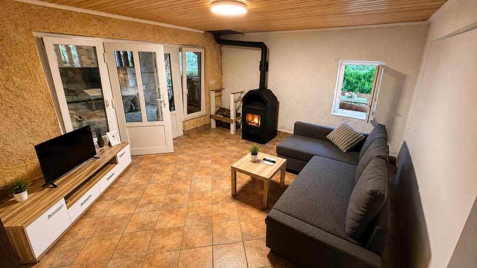 Living room, Seating area, Evening entertainment