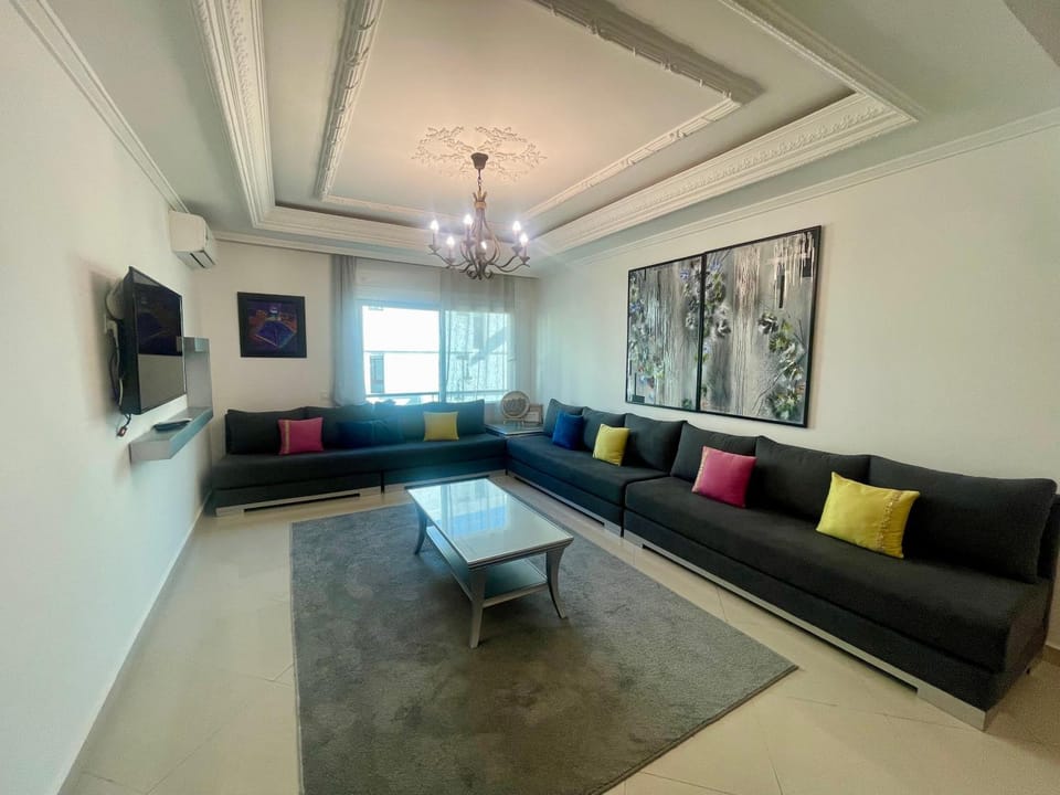 Appartement neuf centre et plage Apartment in Tangier