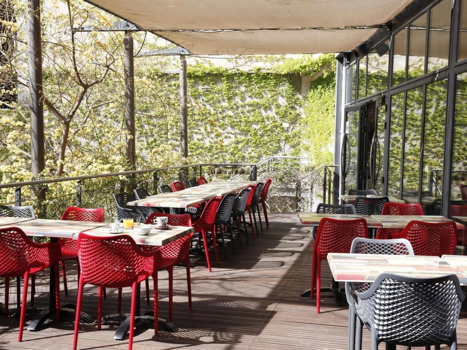 Property building, Balcony/Terrace