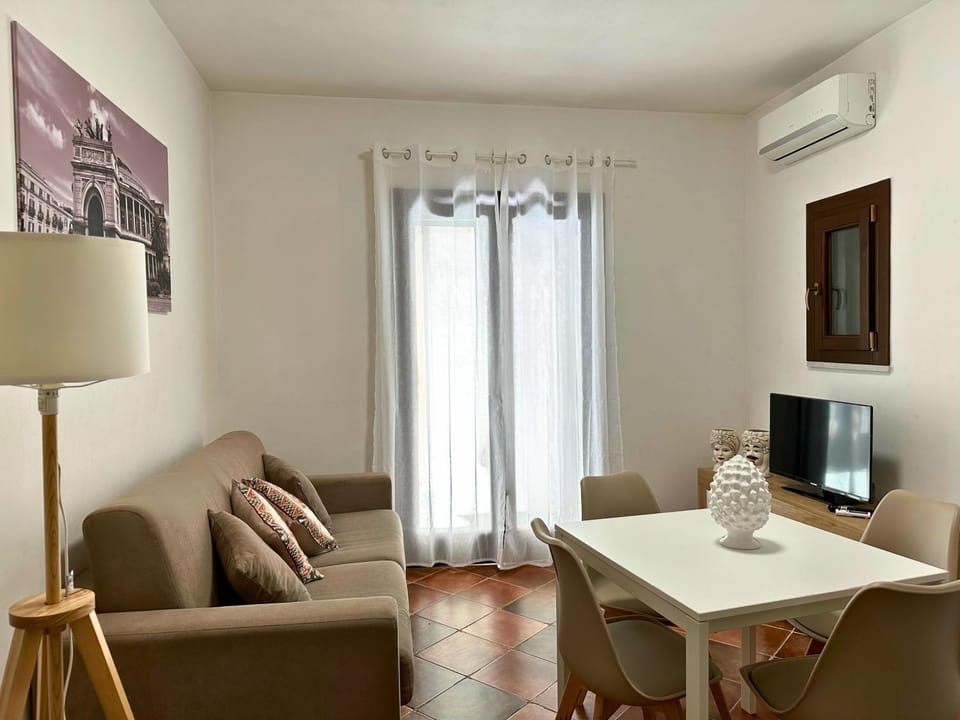 TV and multimedia, Lounge or bar