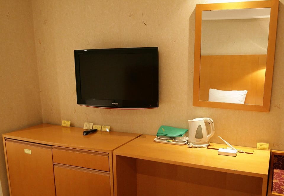 TV and multimedia, Coffee/tea facilities, Photo of the whole room, Decorative detail