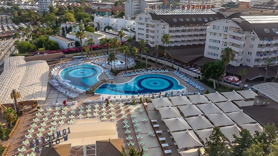Property building, Swimming pool