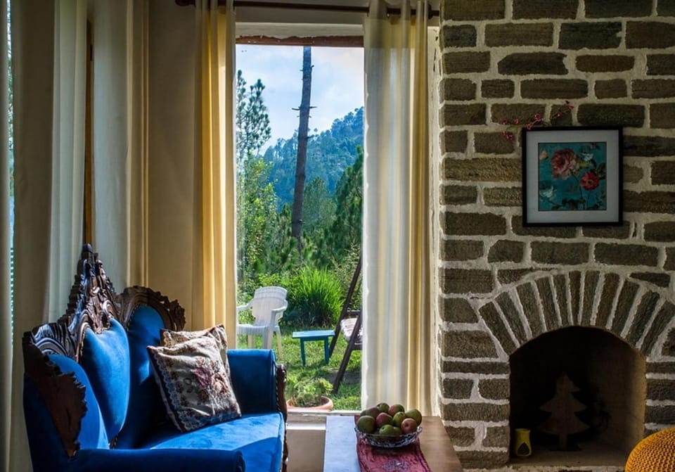 Dervish Stays, Mukteshwar Resort in Uttarakhand