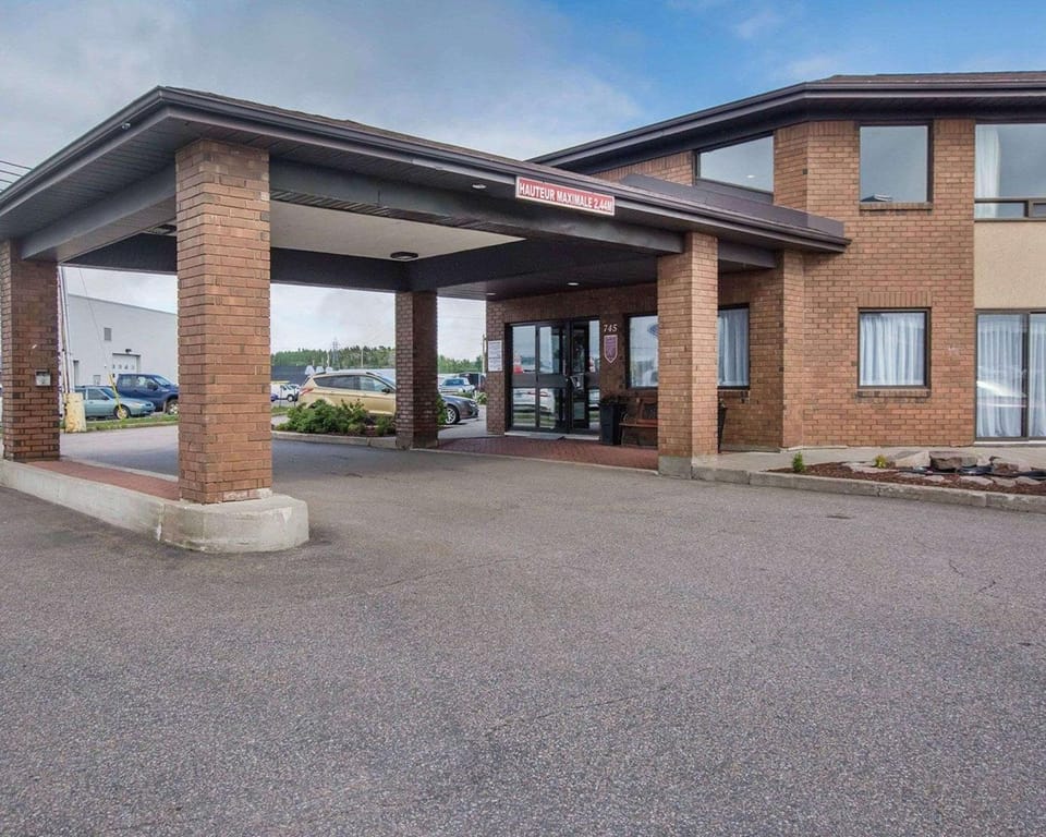 Property building, On site