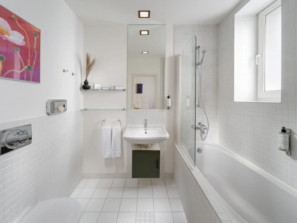 Bathroom, Bath