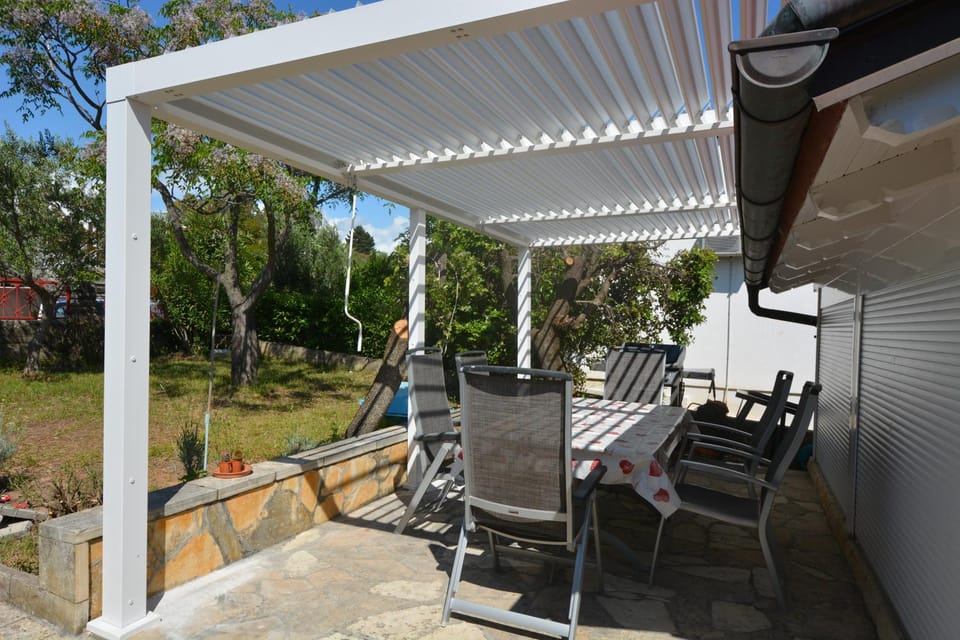 Sunny Cottage House in Zadar County