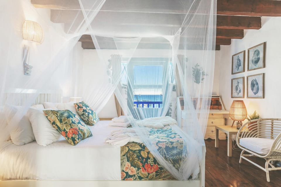 Bed, Bedroom, Sea view, Sea view