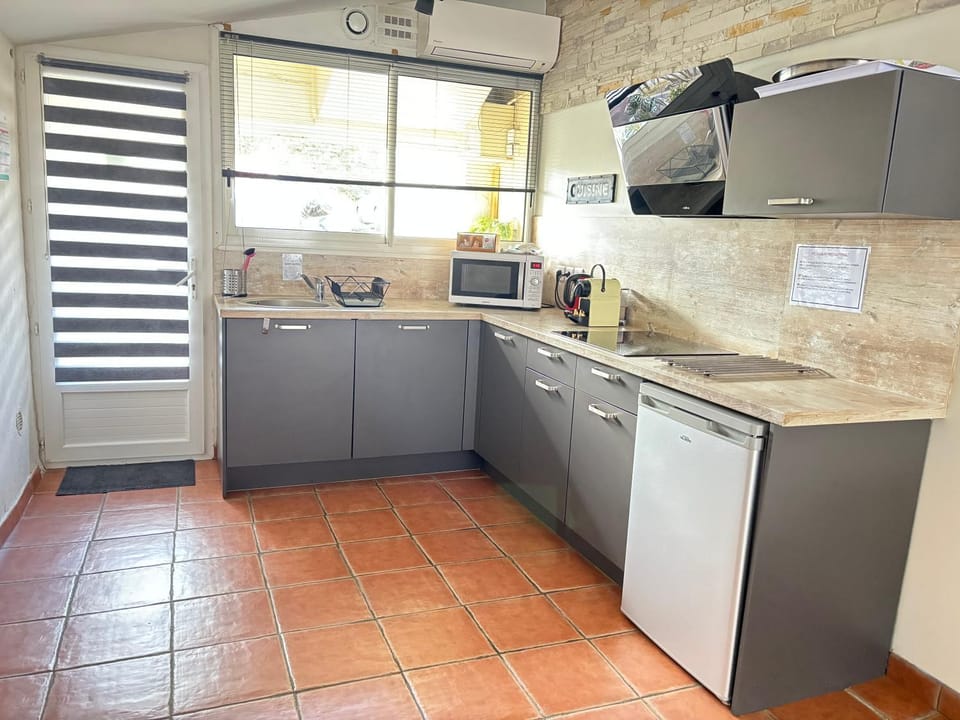 appart central et son parking privatif gratuit Apartment in Collioure