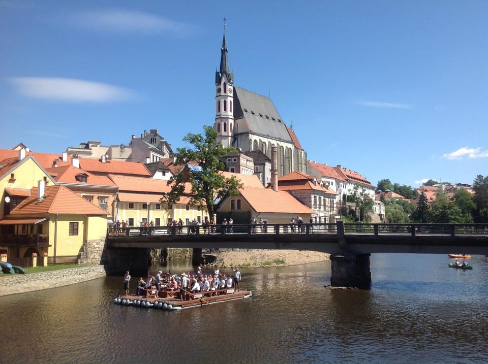 City view, River view, Entertainment
