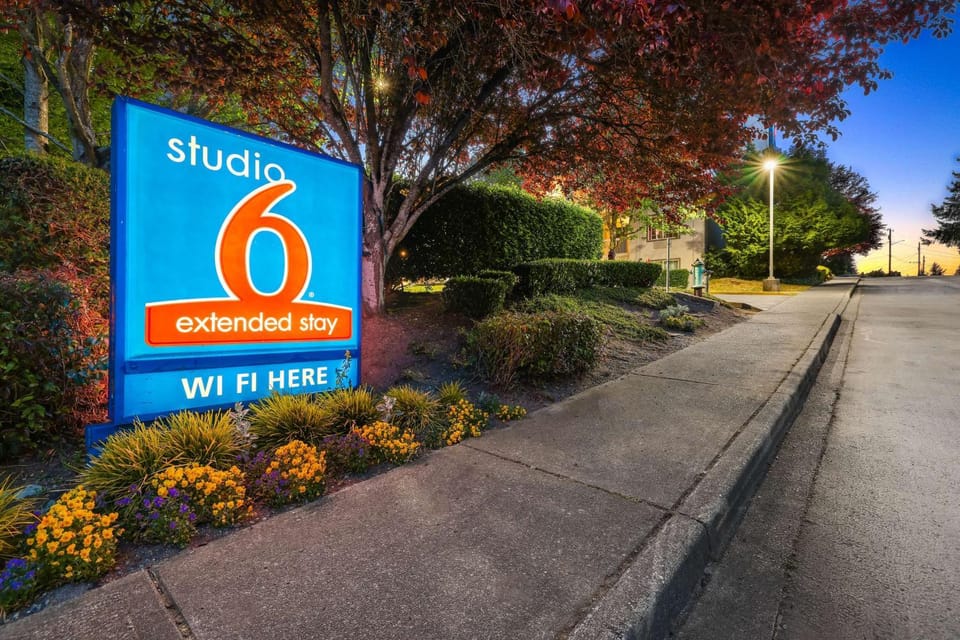 Property building, On site