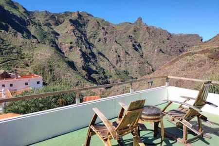 Casas Galloway - Anaga. Misteriosa y mágica. House in Canary Islands