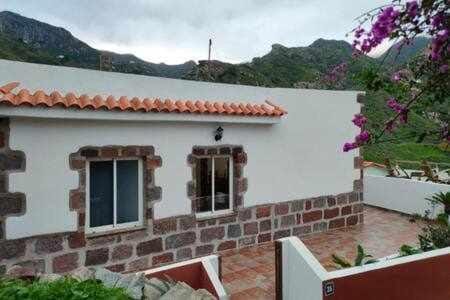 Casas Galloway - Anaga. Misteriosa y mágica. House in Canary Islands