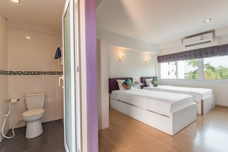 Bathroom, Photo of the whole room