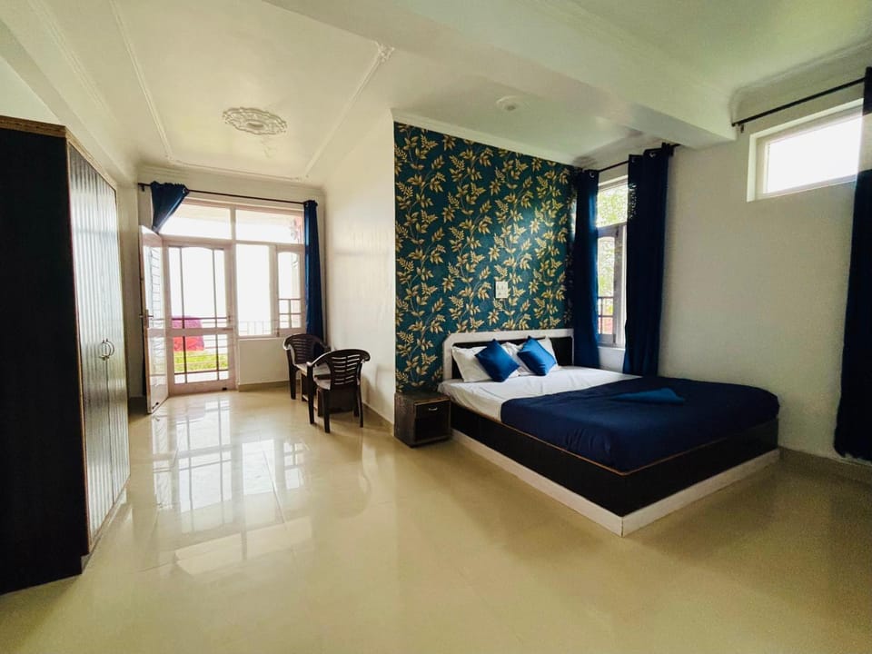 Bed, Balcony/Terrace, Balcony/Terrace, Photo of the whole room, Bedroom