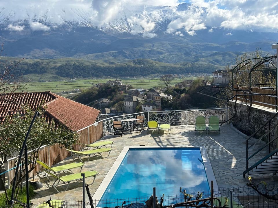 Guesthouse Mele Bed and Breakfast in Vlorë County, Albania