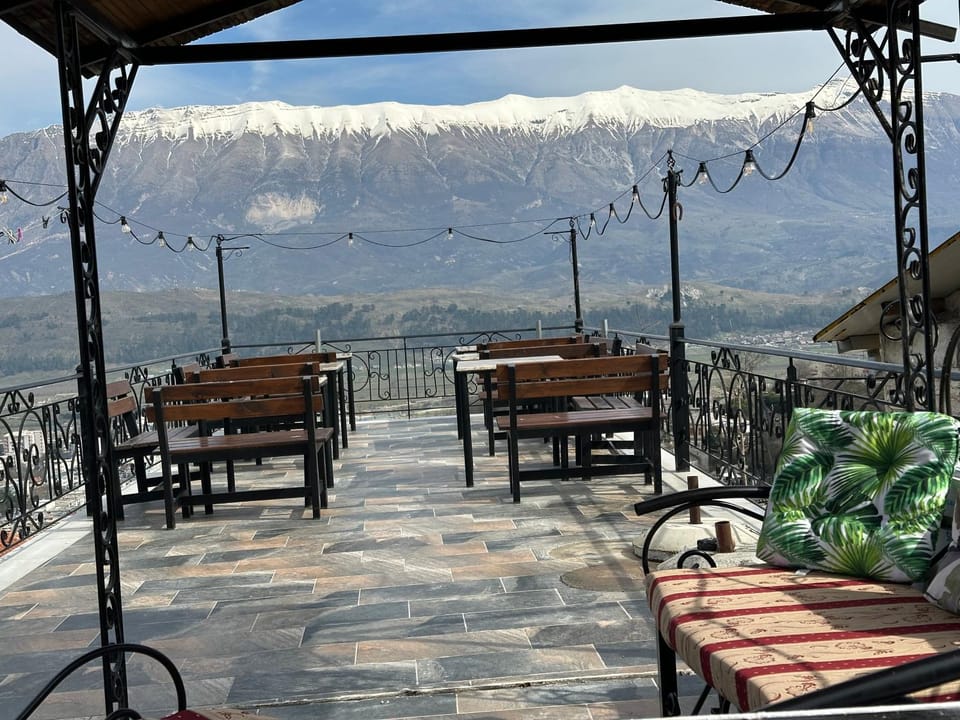 Guesthouse Mele Bed and Breakfast in Vlorë County, Albania