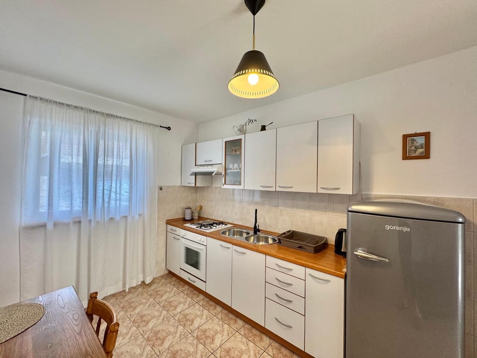 Apartmani Meri Apartment in Tisno
