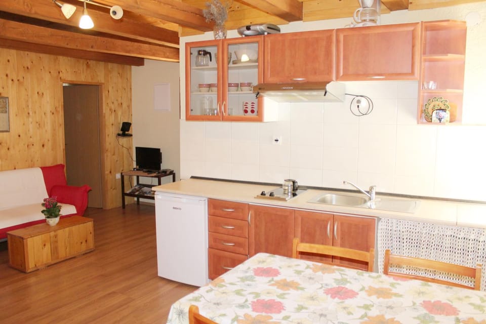 App Ines Apartment in Mali Losinj