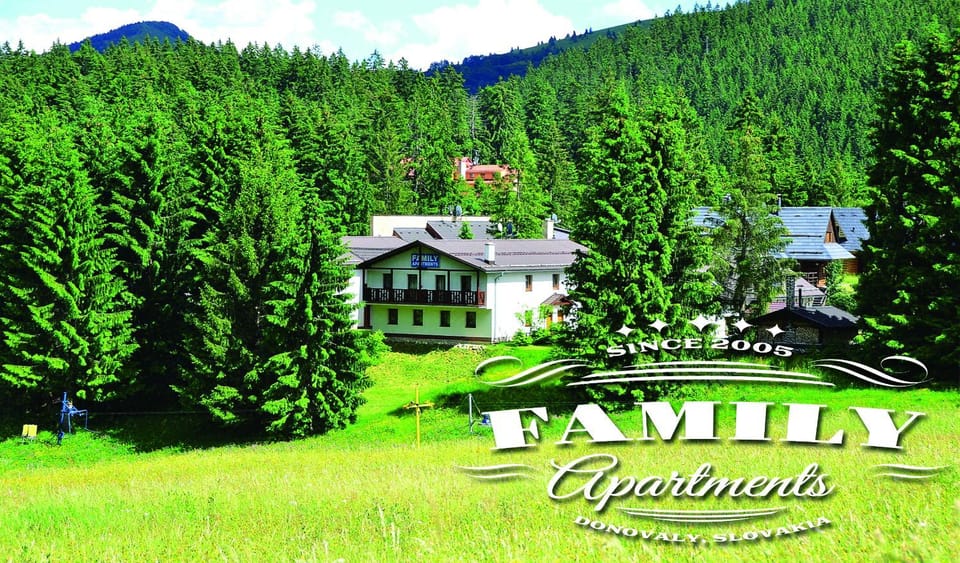 Property building, Nearby landmark, Spring, Day, Property logo or sign, Neighbourhood, Summer