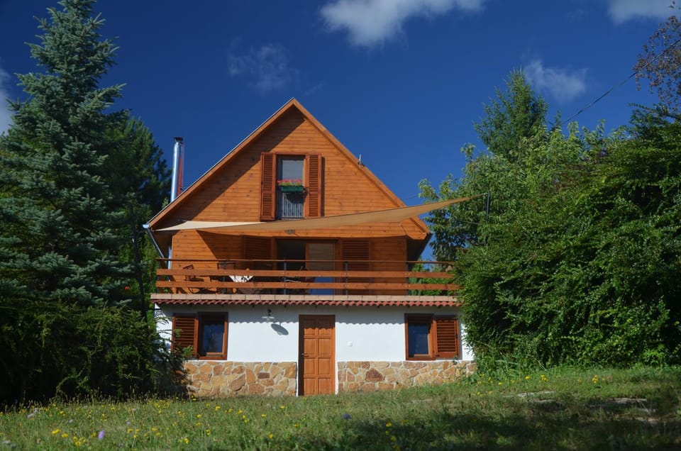 Őzgida Nyaralóház House in Slovakia