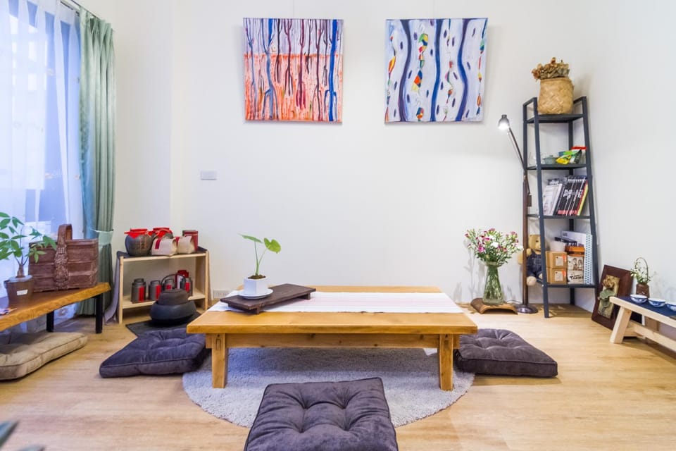 Communal lounge/ TV room