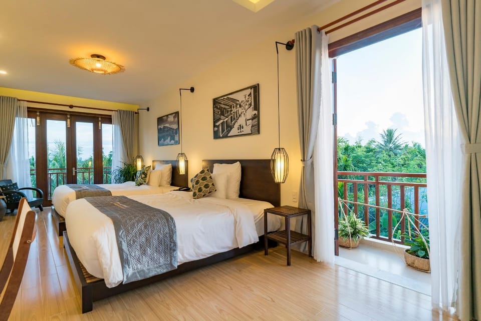 Decorative detail, Bedroom, Garden view