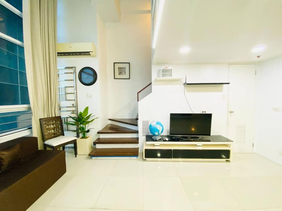 Cebu City Huge Lofts by P&J Apartment in Cebu City