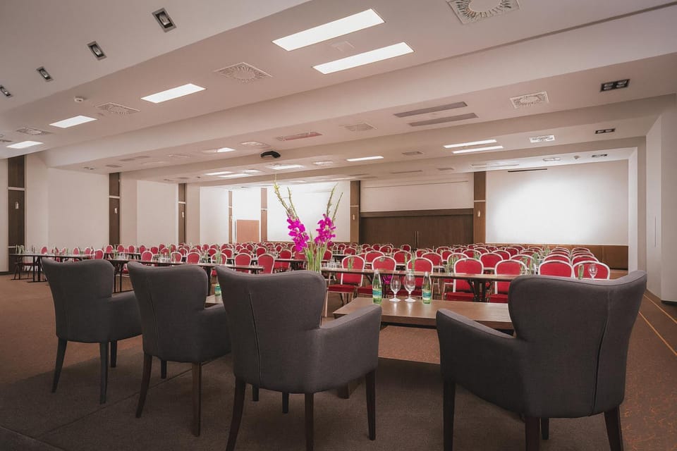 Meeting/conference room