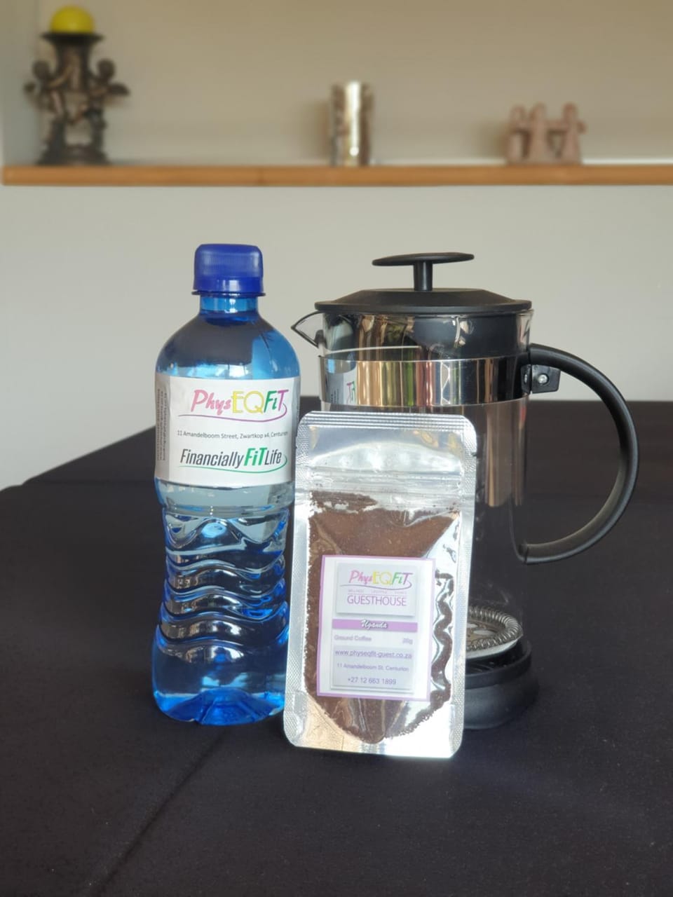 Coffee/tea facilities, Breakfast