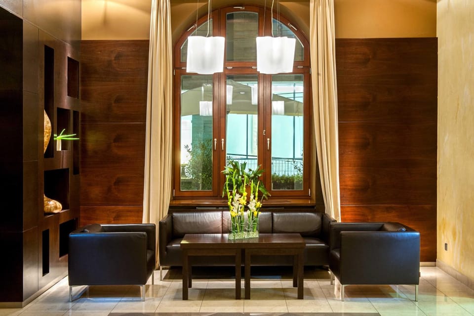 Facade/entrance, Lobby or reception, Lobby or reception, Seating area