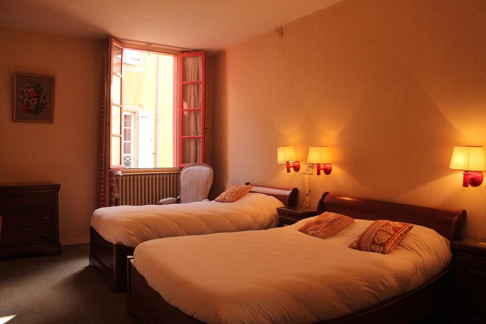 Hôtel Le Commerce Hotel in Occitanie