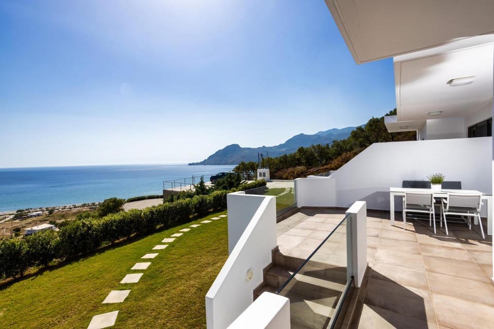 "Thea" Luxury Apartments with great View Apartment hotel in Plakias